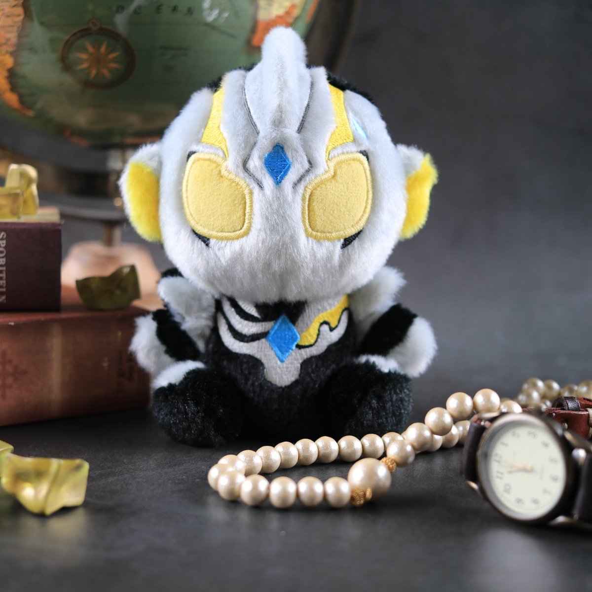 ultraman_shop's tweet photo. ★M78オンライン★
おたから はっけん！💎
ふわふわ #トリガーダーク の受注受付が10月2日(金)10時よりスタート！🖤

📅受付期間
10月2日(金)10時～10月18日(日)23時59分
🚚お届け予定
2027年5月下旬以降

商品ページの閲覧・購入は会員登録が必要です🙇‍♀️
https://t.co/pntiQjVmGa https://t.co/lbeCQinMlU