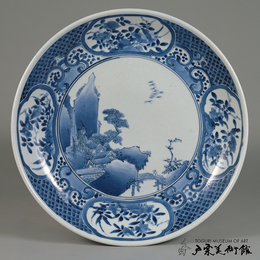 InternetMuseum's tweet photo. 【やきものの旅へ、佐賀から長崎まで】
約400年前に一大窯業地となった肥前地域。有田、波佐見、三川内など、各地で生まれた個性豊かな江戸時代の磁器約80点を紹介します。
戸栗美術館「めぐってたのしい 佐賀・長崎のやきもの展」　10/7（水）から
https://t.co/5qGuCRJsNr https://t.co/HjnR3KCRG6
