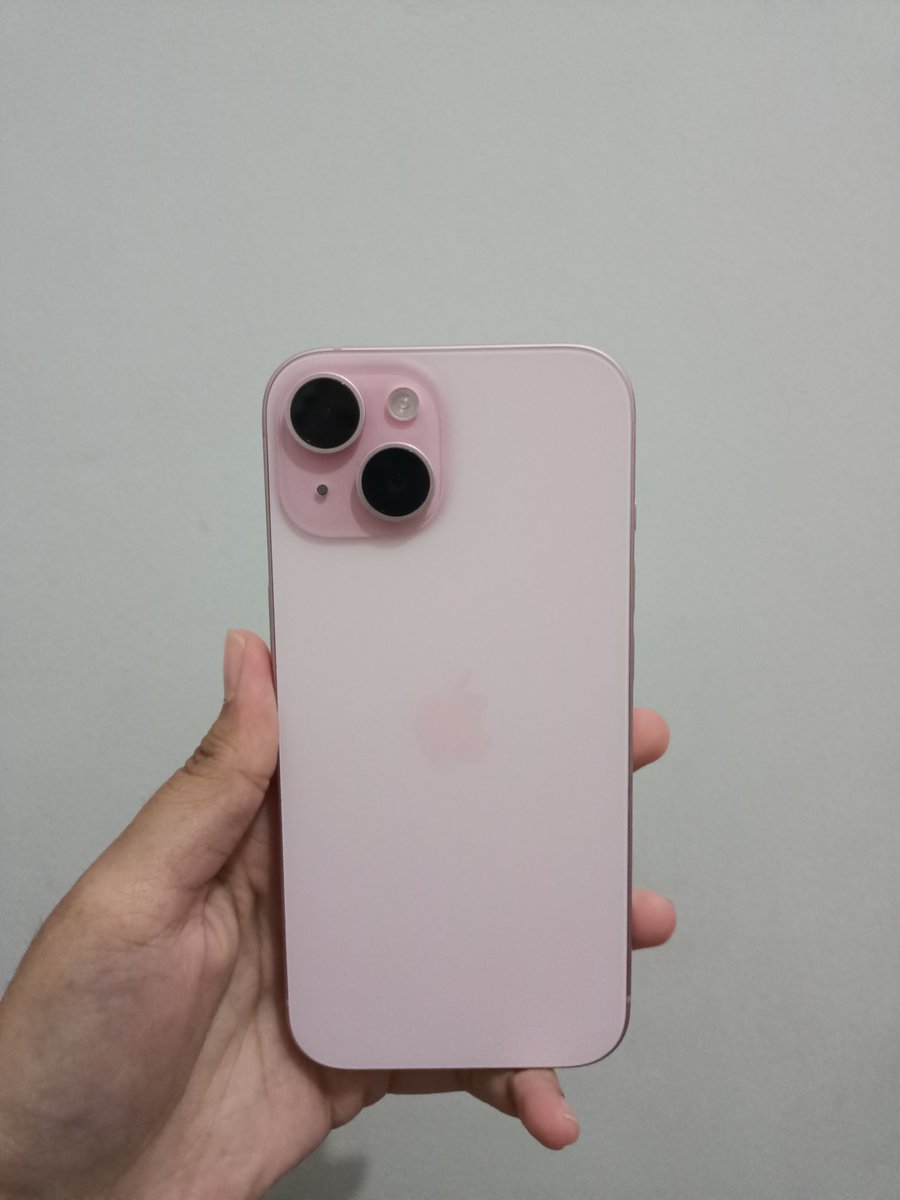 chuuyazn's tweet photo. GUYSS WTS !!!
YANG SERIUSS 

iphone 15 basic (PINK) 128Gb
Ori erafone pemakaian pribadi 
89% 
10.000.000 (NEGO)
KABEL ORI + KEPALA CHARGER UGREEN
MULUSSS

JAKARTA TANGERANG BEKASI

yang minat langsung aja gausa babibuuu

#zonauang  #iphone https://t.co/oDoHa95r9I