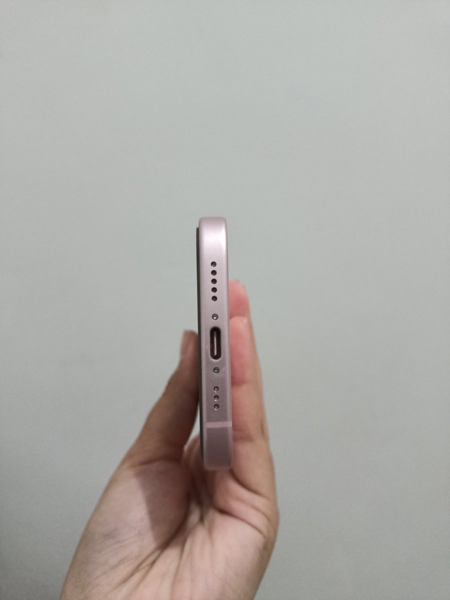 chuuyazn's tweet photo. GUYSS WTS !!!
YANG SERIUSS 

iphone 15 basic (PINK) 128Gb
Ori erafone pemakaian pribadi 
89% 
10.000.000 (NEGO)
KABEL ORI + KEPALA CHARGER UGREEN
MULUSSS

JAKARTA TANGERANG BEKASI

yang minat langsung aja gausa babibuuu

#zonauang  #iphone https://t.co/oDoHa95r9I