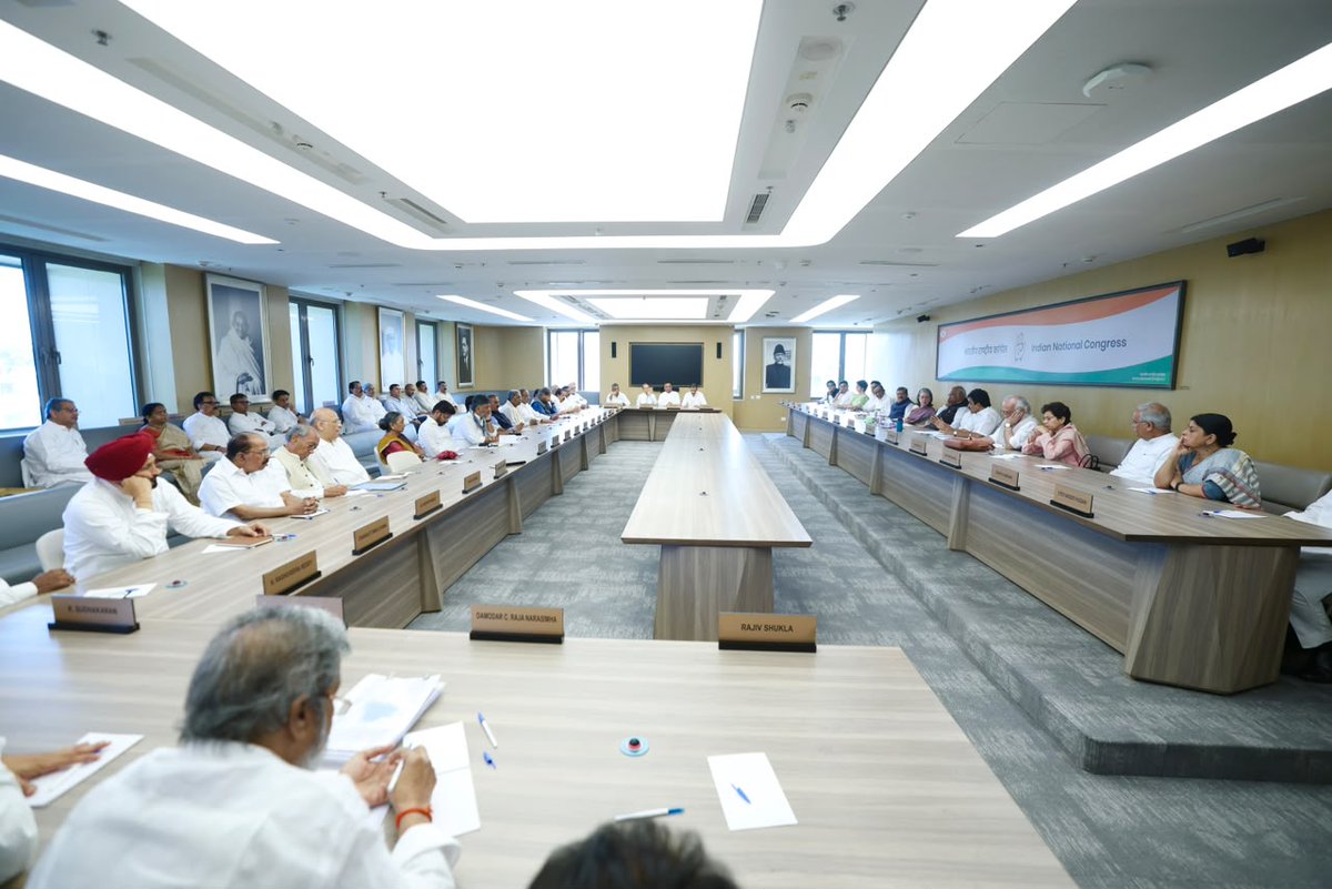 chennithala's tweet photo. Attending the Congress @INCIndia  Working Committee meeting at Indira Bhawan, New Delhi, under the leadership of Congress President Shri Mallikarjun @kharge ji.

The CWC is discussing important issues concerning the country, our democracy and the political situation ahead.

The Congress remains committed to protecting our democratic institutions and the constitutional rights of every citizen.