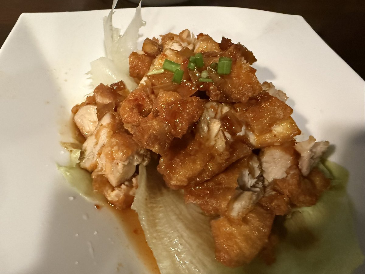 snoajpu's tweet photo. 妻とのんびり
近所の中華屋さんでランチです😊

#中華ごはんれんげ食堂
#れんげ食堂 #中華料理 #幡ヶ谷 https://t.co/MQhZwMQRyL