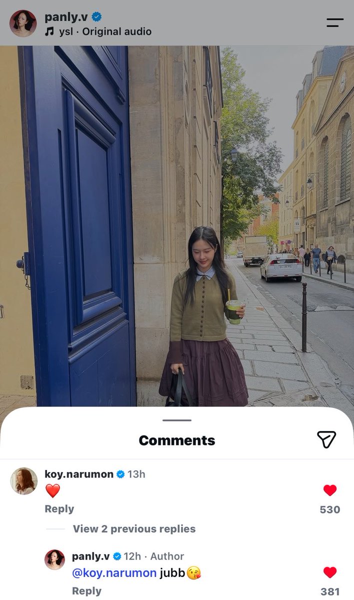 LLLorm's tweet photo. Mae Koy sending encouragement to Milk🫠 Mae Koy and Milk are cute tgt🤏🏻

Mae Koy: ❤️
Milk: Kiss😘 (As an admiration)

#OrmKornnaphat
#Dior #DiorSummer27 
#LingOrmDiorSummer27 #MilkPansa https://t.co/2694cZhAzO