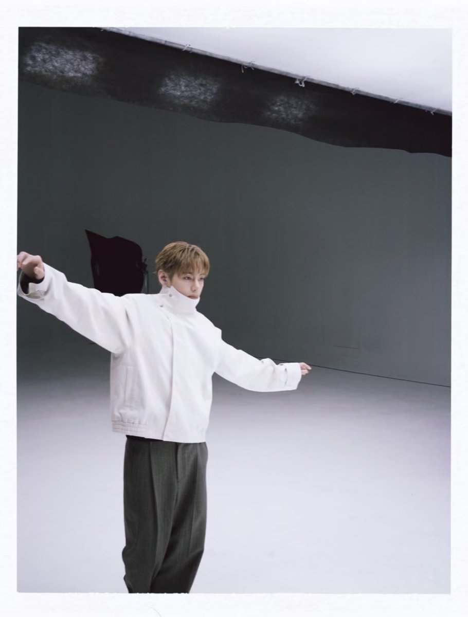taeguide's tweet photo. [INFO] Taehyung IG post 

“@nothing”

#TAEHYUNGxNOTHING
#VxNOTHING https://t.co/zvSEzhCZXK