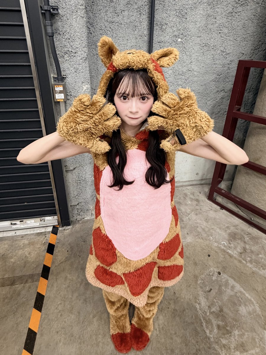 momoka_ito1206's tweet photo. きりん✋🏻✊🏻✋🏻 https://t.co/3QoWbZ2VqF