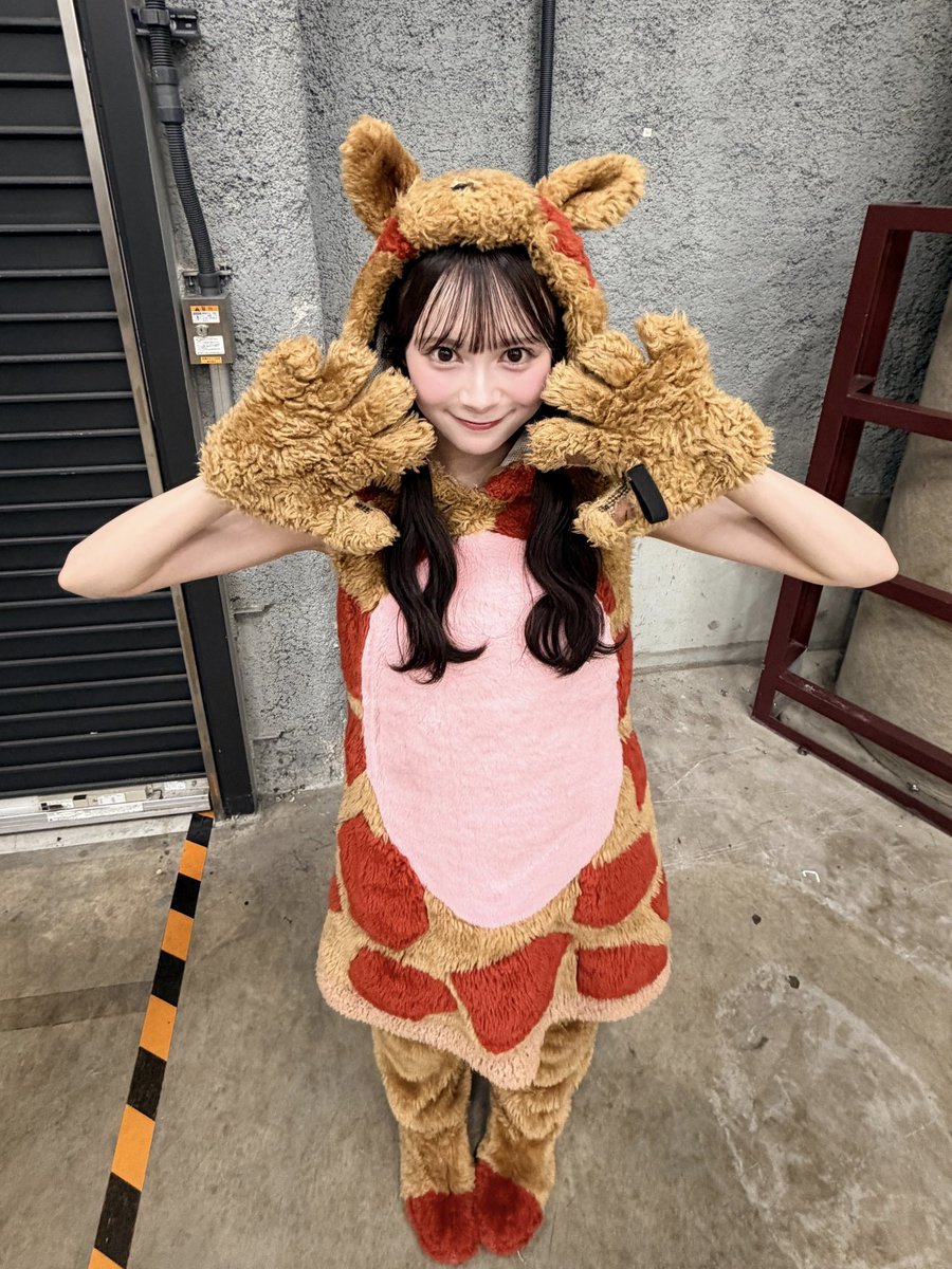 momoka_ito1206's tweet photo. きりん✋🏻✊🏻✋🏻 https://t.co/3QoWbZ2VqF