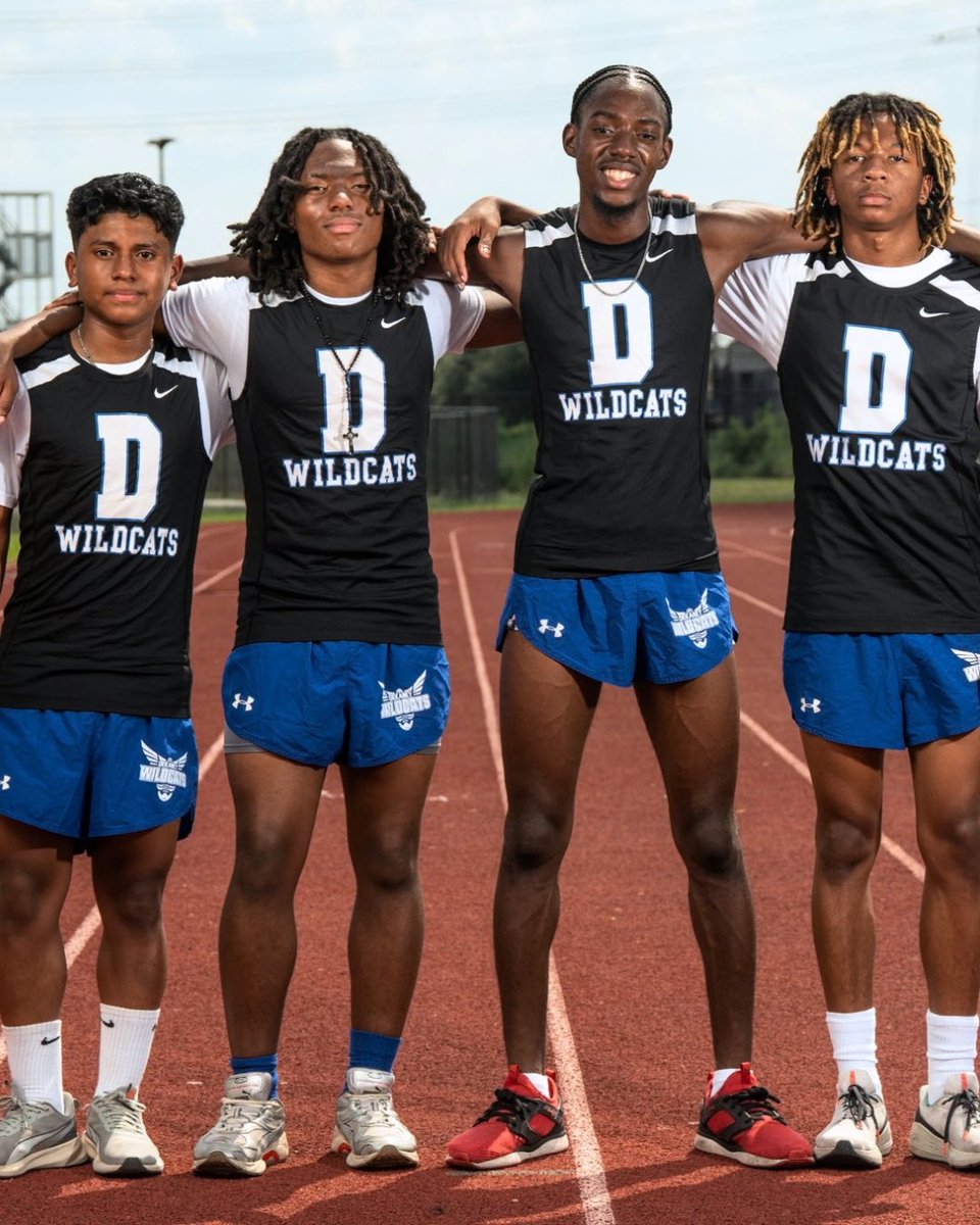 SpringISD's tweet photo. 🏃🏽‍♀️🏃🏽‍♂️📸 Dekaney Cross Country SHOWED OUT! 🐾🔥
The Wildcats brought the energy, the confidence and plenty of Wildcat pride to Media Day! 💙
Now, let’s see those photos! 👀📸

-

🏃🏽‍♀️🏃🏽‍♂️📸 ¡El equipo de campo traviesa de Dekaney SE LUCIÓ! 🐾🔥
¡Los Wildcats llegaron al Día de Medios con toda la energía, confianza y mucho orgullo Wildcat! 💙
¡Ahora sí, veamos esas fotos! 👀📸

#SpringISD #DekaneyHighSchool #DekaneyCrossCountry #WildcatPride #TheNewSpringISD

@Dekaneywildcat