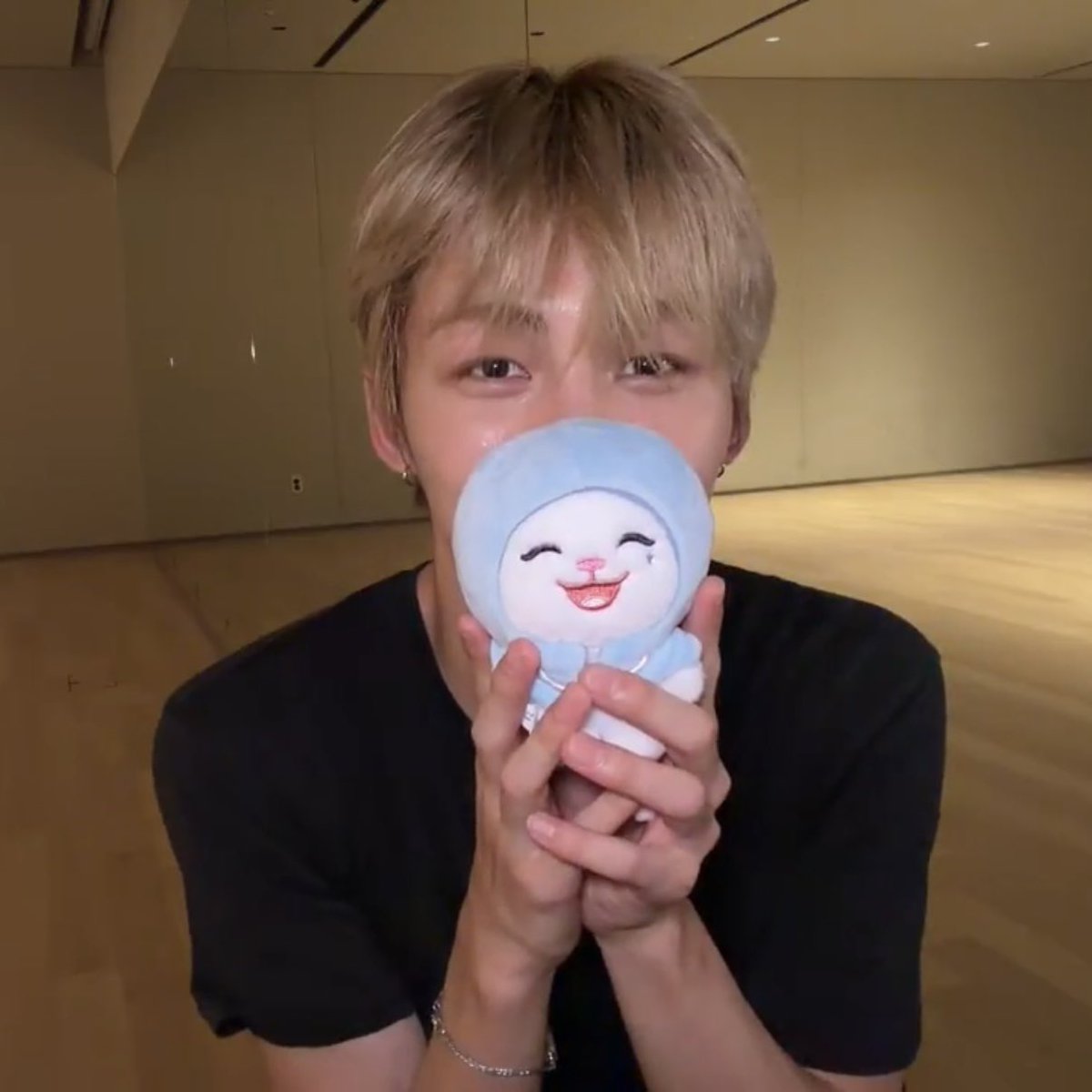 hoandyeol's tweet photo. 넌 졸귀야 https://t.co/LlTGXeQETp