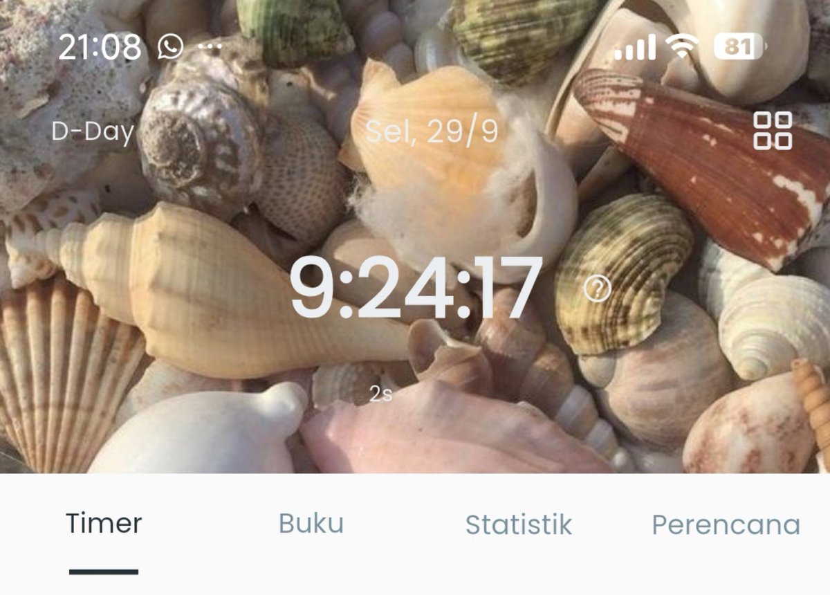 dear_diarystine's tweet photo. yAUy omg finally akhirnya beres DAY-14 #progressristine sprti biaSya pegel pegel karena duduk trzz dan hari ini aku menamatkan funda bahasa Indonesia yg super pegal karena nulis but its okaay 💪 https://t.co/1QjsDypDRA