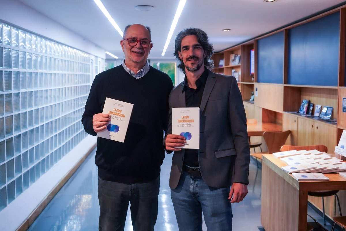 nachoram's tweet photo. Ayer presentamos el libro que publicamos con Beto Quevedo: "La Gran Transformación de la cultura política argentina". Gracias Jorge Liotti, Emmanuel Alvarez Agis, Ana Castellani y Valentina Delich por acompañarnos https://t.co/bVvGCau3Ht