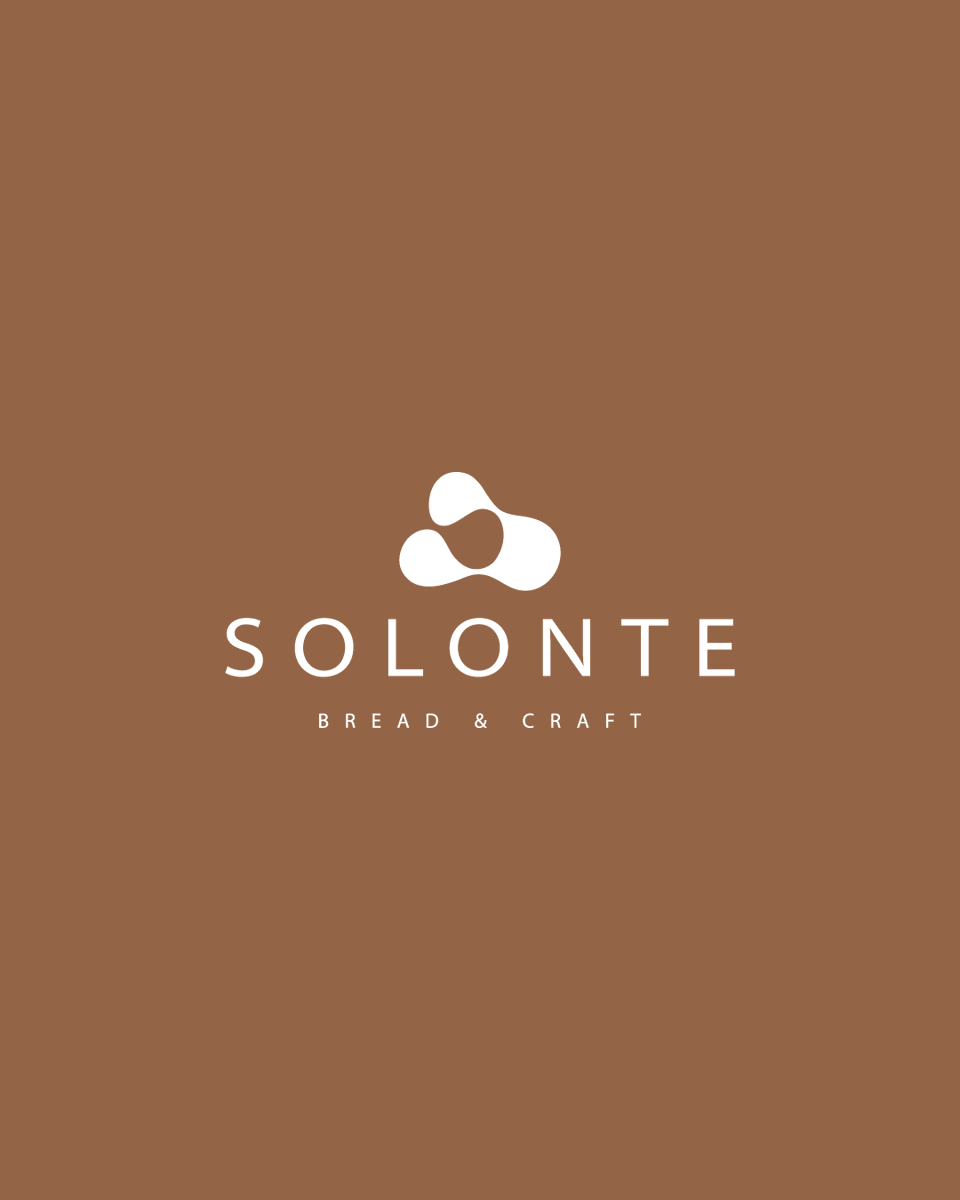 Hue_and_Co's tweet photo. SOLONTE_ベーカリースタジオ
パン���地が膨らむ様子をシンボルで表現。
#ロゴデザイン　#ブランディング　#パン屋　＃パン屋さん　＃名刺　＃ショップカード https://t.co/4UlslDnXmf