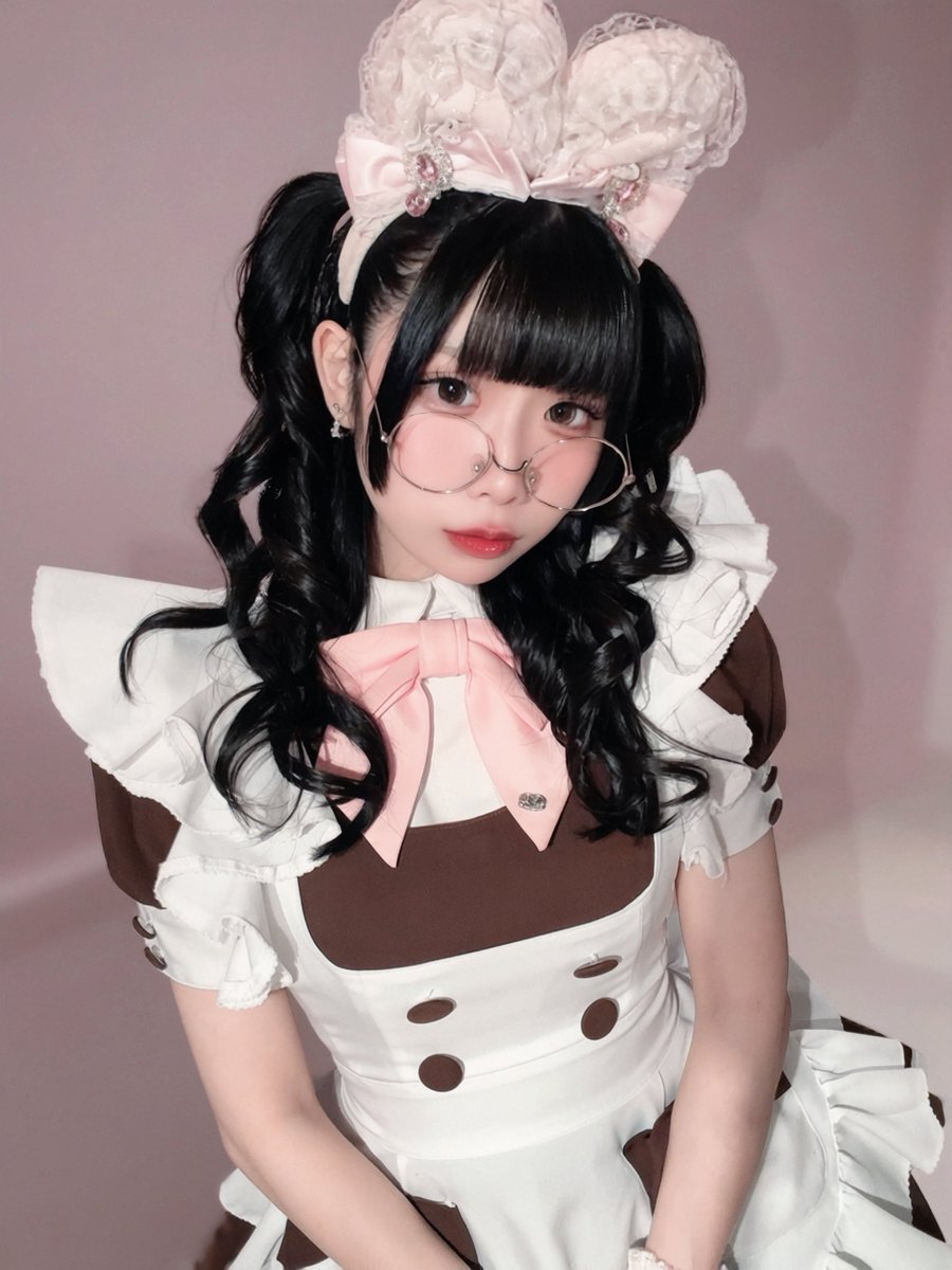 maid_mochina's tweet photo. メガネもお好きですか？ https://t.co/rmDdrvaOIl