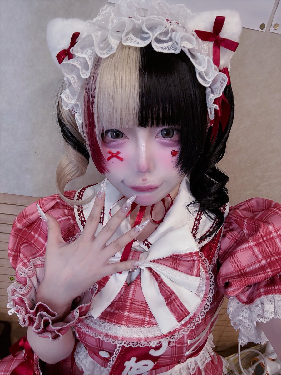 MSYH_MURASAKI's tweet photo. 2026年09月29日

⸻
「ムゲンカイ!
⸻

원모어 첫 무전라이브 끝냈습니다❤️
와주신모든분들 감사합니다❕❕ 덕분에 즐거운모어모어햇어요 ε(˙³˙ з )з.｡o○ 현매로도 많이 찾아주셨다고 들었는데ㅜㅜ 많이받지못해 아쉬웠습니다아ㅠㅜ
다음에 못올때는 꼭 못온다구이야기해주세야!!!
부히힛 어쨋든-!! 원모어오히로메날 많은분들이
찾아주셔서 너무너무 감사한마음과 다음라이브까지의 텀이 너무 길어서 급하게 주최한 라이브였어요＞𐋣＜
다들 즐겁게 즐겨주셔서 기뻣어요오 부히힛
앞으로도 달려나가쟈 9월 수고많으셨습니다!!
모두랑 보내는 2번째 9월이었네요-?!! 10월은 더 많이 만날수 있으니까요!! 마니마니 만나쟈 사랑해애

다음 라이브는 10월 02일❕
꒰՞⸝⸝⸝⩌⌯⩌⸝⸝⸝՞꒱

⸻
『BLUE HOUR - 現実と夢の境界』 ⠀
⸻⠀

쥰이의 첫 생탄입니다!! 망상이랑 기여운것도 하니까
마니마니와주세요!!! 나 만나러와야해 꼭.꼭.
또 만나러와줘 사랑해(*´艸`)ﾌﾌﾌｯ♡