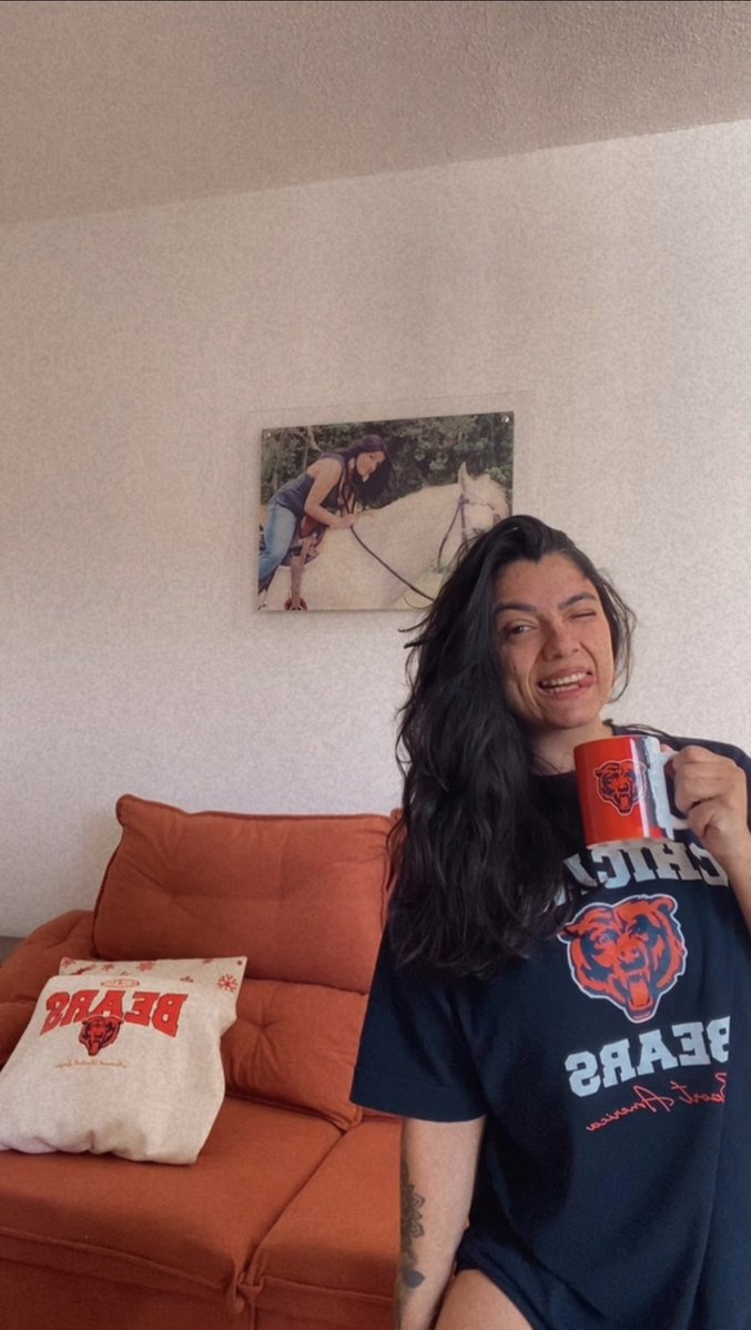 MendySakuma's tweet photo. Victory coffee tastes so much better. Good morning, Bears Nation! ☕️🧡💙 #BearDown #BearsWin #DaBears https://t.co/UabldbzYlv