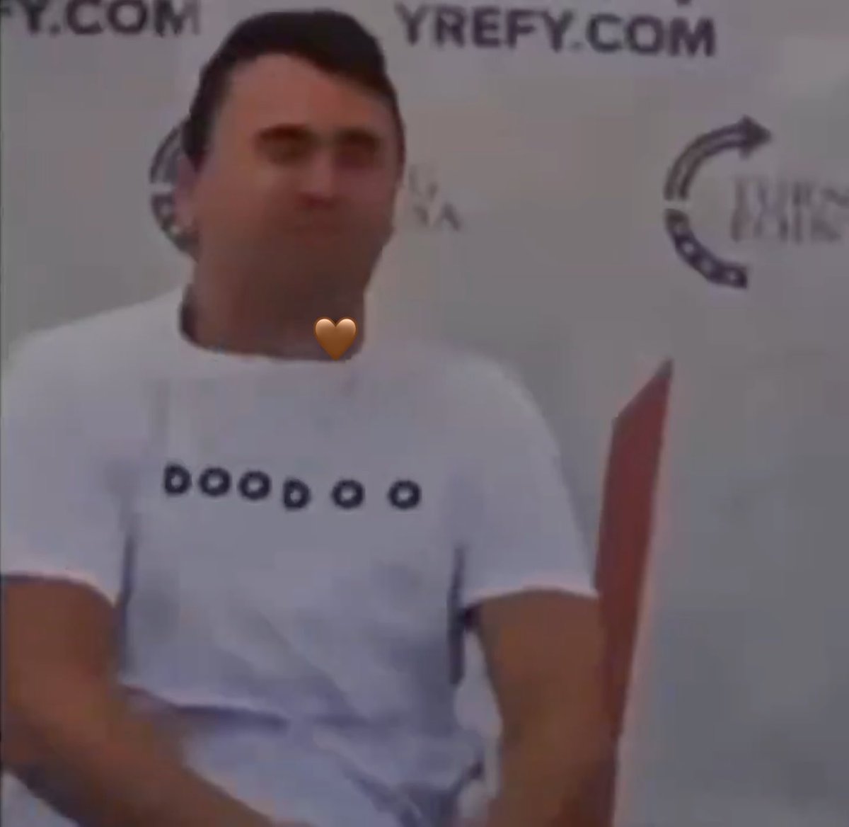 meltingmom3nt's tweet photo. The way his tshirt said Doodoo https://t.co/uh0IgnIRCE