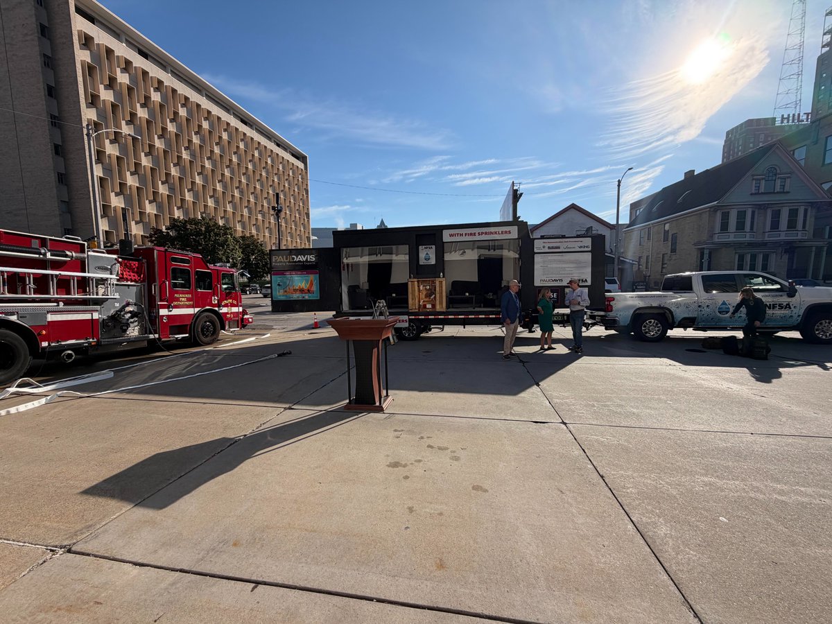 NFSAorg's tweet photo. We're in #Milwaukee today for a #firesprinkler burn demo! 10 am Milwaukee time! It's a beautiful day and we can't wait to showcase the fire sprinkler difference. TY to @alipski1 and @MilFireDept! We couldn't do what we do without you! https://t.co/UrT05oMBtM