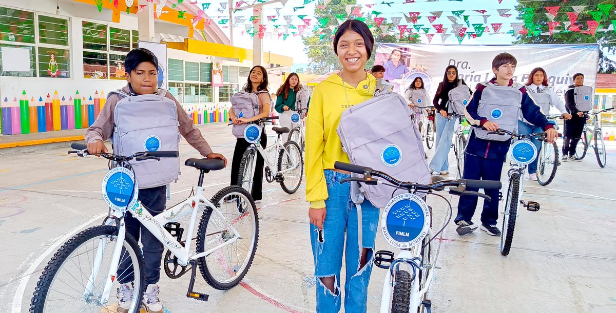 FIMLM's tweet photo. #FimlmMéxico 🇲🇽|  Bicicletas que abren caminos hacia la educación en Estado de México🚲💙

📚 En Santa María Rayón, 15 jóvenes de comunidades rurales recibieron bicicletas para facilitar su camino hacia la escuela, gracias al apoyo de la Fundación Pon a Rodar Mis Sueños. https://t.co/q1sDvORwz2
