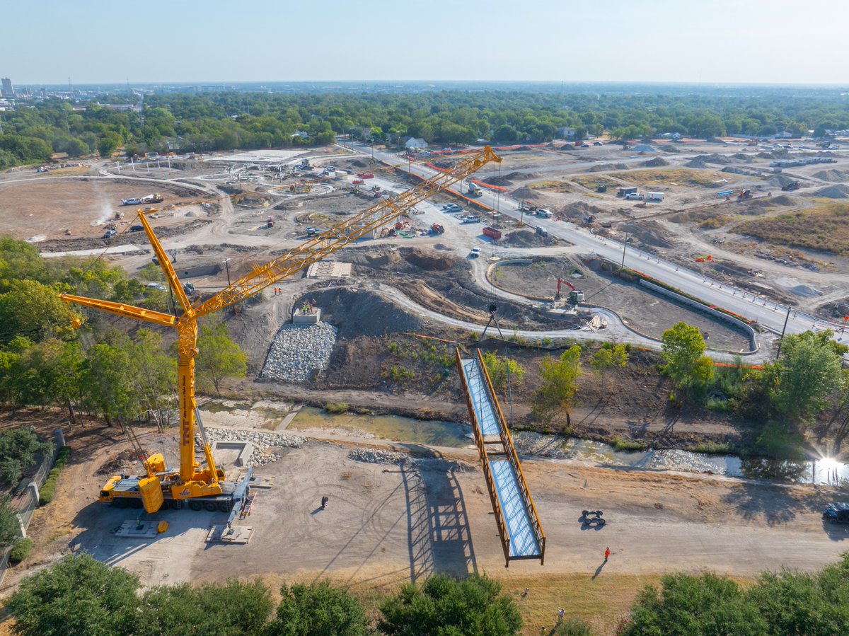 cityofwaco's tweet photo. Alice Martinez Rodriguez Park is taking shape!
 
Construction continues with crews building new sports courts, expanding pathways, installing utilities, and bringing new themed elements to life.
  
#wacotexas #wacotx #forWacoans #wacoparks #wacoparksandrec https://t.co/BvT3So2kWZ