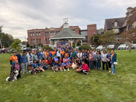 10xPncdnc's tweet photo. Back in Mansfield, MA! 

Quambiant is out here promoting the Global Grace Cancer Run 2026. It’s hard to ignore the irony: first, they push substandard vaccines from India, and now they’re sponsoring a cancer run? Make it make sense. 

#MansfieldMA #GlobalGrace #Quambiant https://t.co/shGcmC2CHa