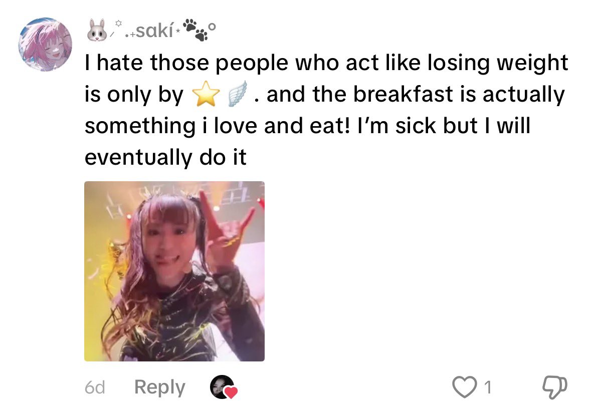 yaoiigurt's tweet photo. the caption makes me SO mad...and everyone's acting like this is a normal and healthy amount? https://t.co/nwKZqYfKnl
