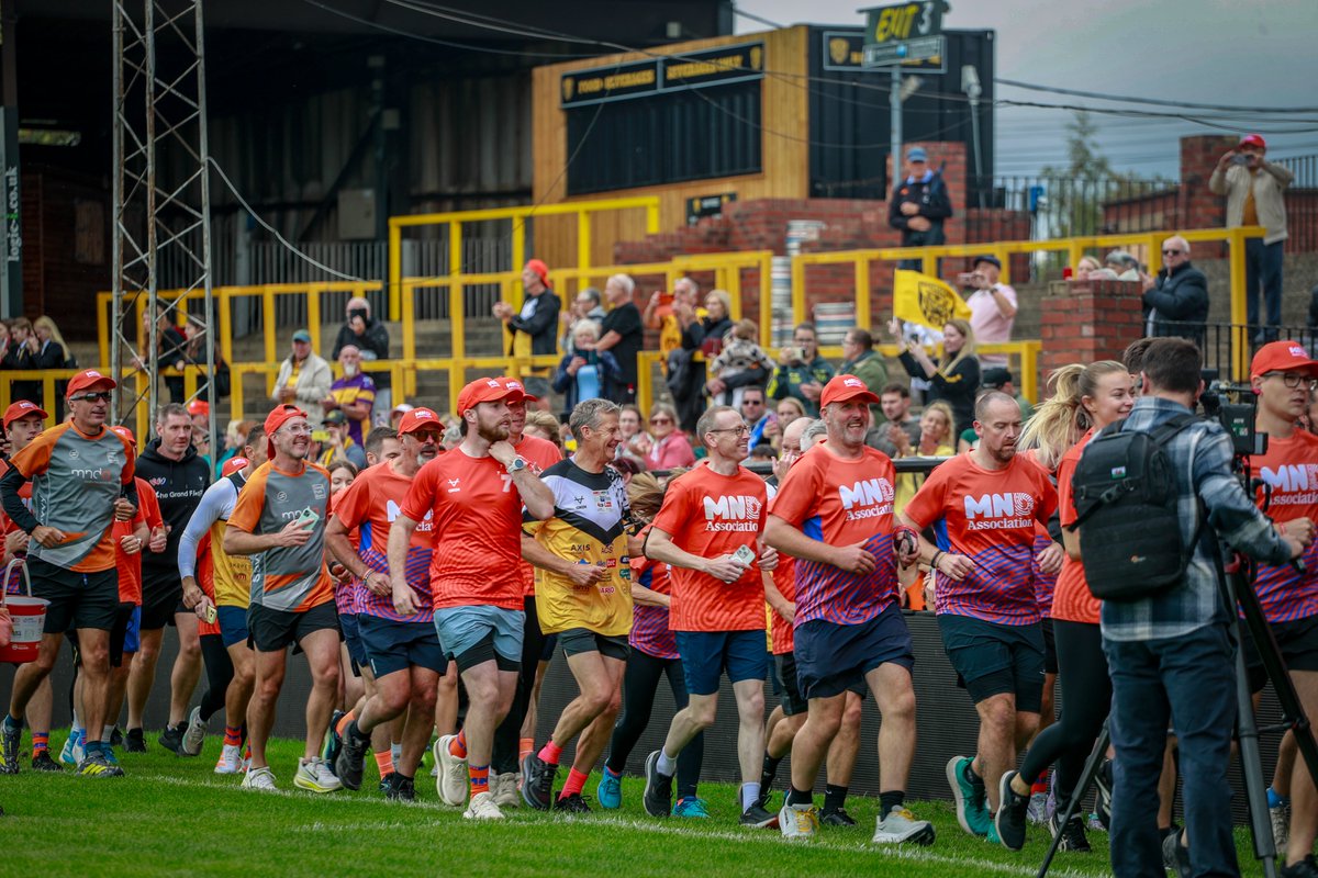 CTRLFC's tweet photo. What a welcome for Sir Kevin Sinfield and the 7in7 team at the OneBore Stadium today. 🖤💛

Kev completed the Extra Mile alongside members of the MND community, with Castleford turning out in force to cheer them on. To everyone who lined the route, filled the stadium and made some noise: thank you. The support was incredible.

The run may have moved on, but the reason behind it stays with us. 7in7:The Grand Finale is raising funds and awareness for people affected by motor neurone disease. If you can, please support the challenge here: https://t.co/tUKP5GGoYZ

Keep going, Kev. Castleford is right behind you. 🐯

#7in7GrandFinale #CastlefordTigers #MND