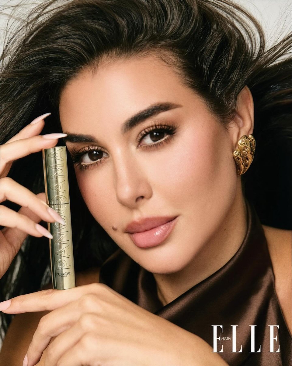 yasmineholic's tweet photo. 𝐒𝐡𝐞’𝐬 𝐚 𝐰𝐨𝐫𝐤 𝐨𝐟 𝐚𝐫𝐭 ❣️
#yasminesabri @yasminesabri https://t.co/8LpbmIWGph