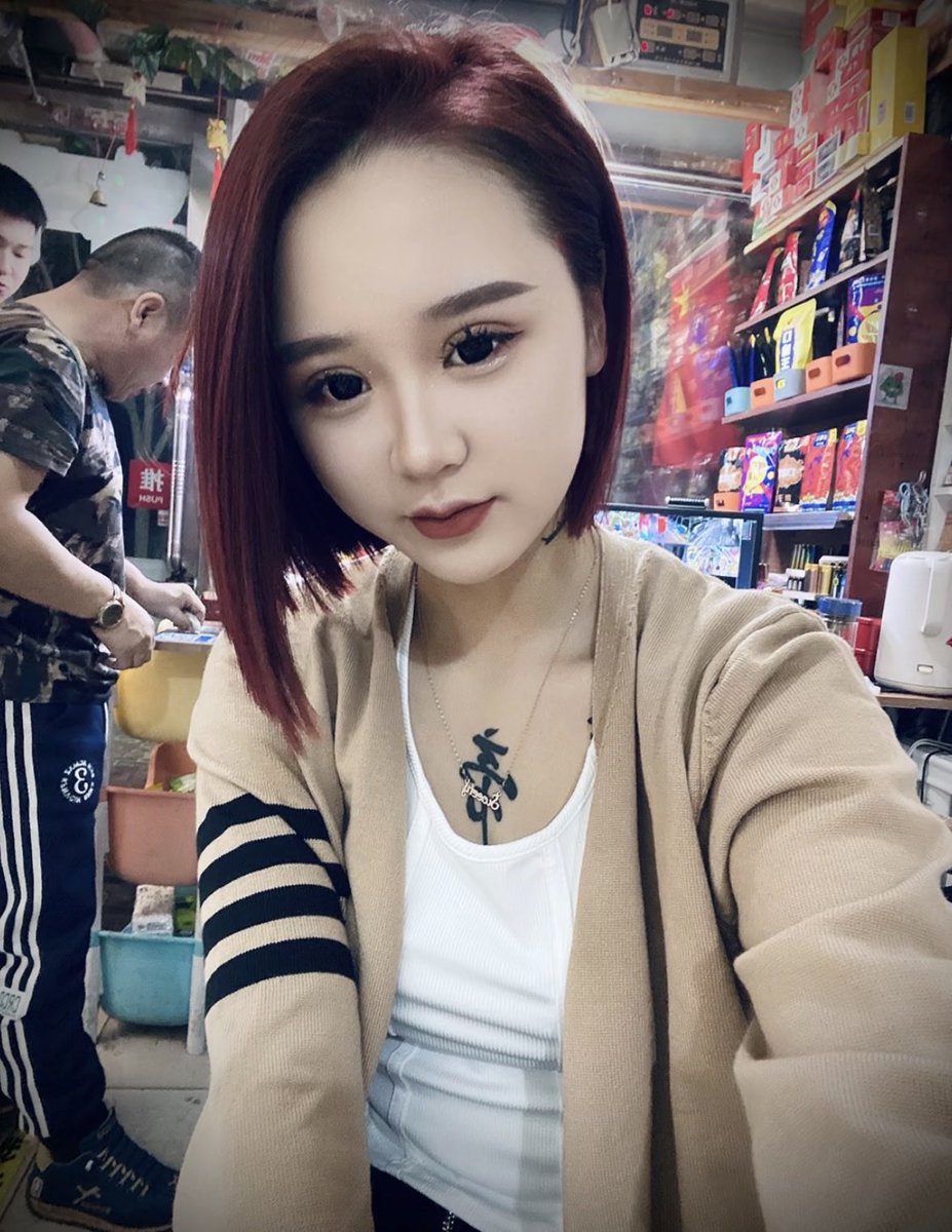 Xxp64v's tweet photo. 静子脸 https://t.co/Gyl2Mk8M2Z
