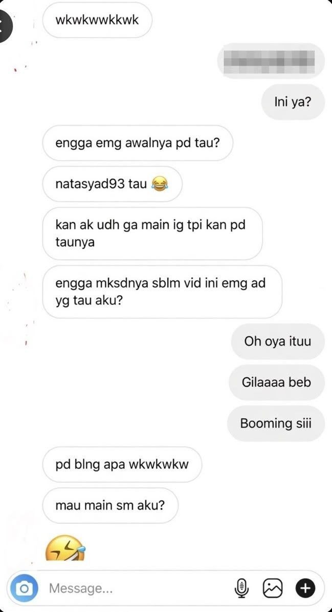 ichzele's tweet photo. Nahh blunder juga kan ke sebar jadinya

https://t.co/cpcie6b6AT https://t.co/D4NWjqDuTq
