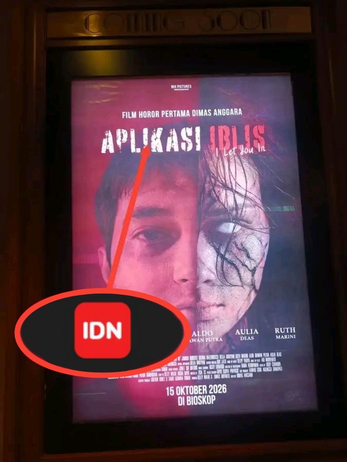rizalakbarm_'s tweet photo. finally ada film tentang idn. https://t.co/H62cYzzvgH