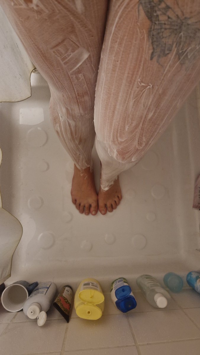 f_eetspics's tweet photo. Mon jour préféré 🤭
#domina #feetfetish #sellingcontent #paypig #moneyslave #sub #fetichiste https://t.co/mftXGKxgEb