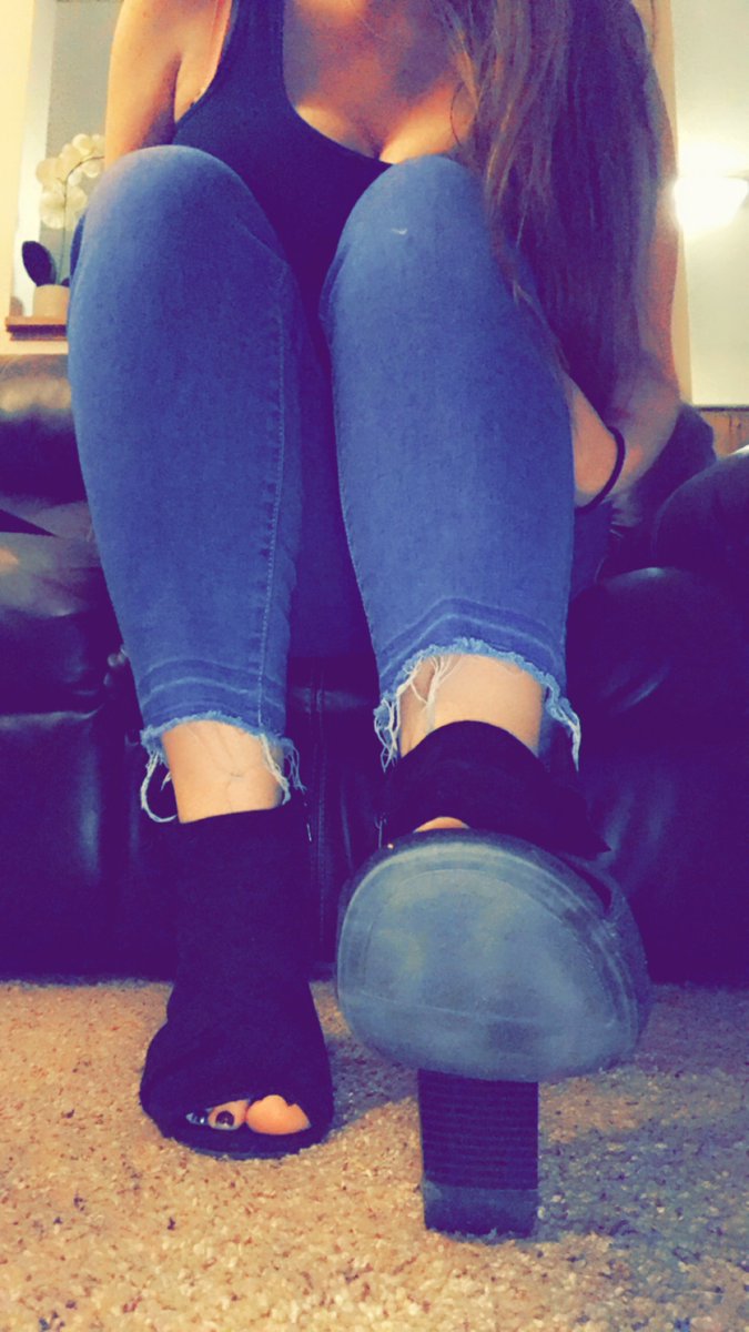 Chief_Chastity's tweet photo. Sold another #CustomClip on @iWantClips! Direct your fantasy with me here https://t.co/CNBfJheryu https://t.co/NS4gp2CYEX