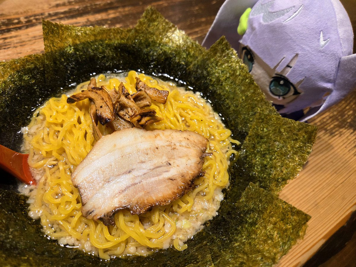 lalorlabo's tweet photo. #今日のレイラーちゃん
ラメーンあげないもんね～🍜 https://t.co/0mLPtE449V