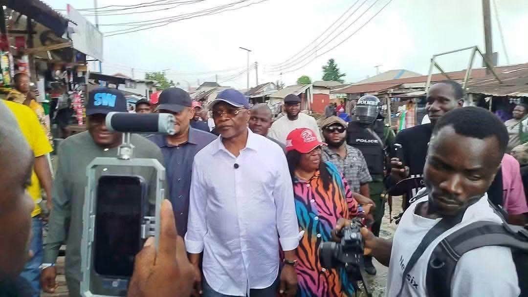 possible1001's tweet photo. Chinda pledged to pursue sustainable solutions to recurring flooding through improved drainage, flood control and long-term infrastructure development, while assuring affected communities that their concerns remain a priority.
#Wike
#ICanDo
#OkisOKAY
#MayorCouncillor https://t.co/qNJipfd2gK