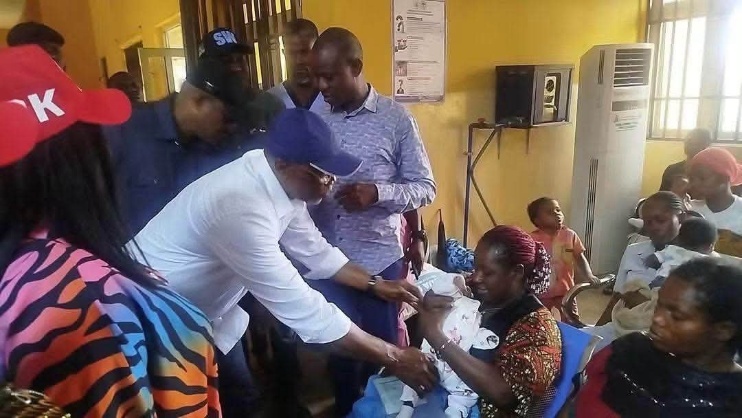 possible1001's tweet photo. Chinda pledged to pursue sustainable solutions to recurring flooding through improved drainage, flood control and long-term infrastructure development, while assuring affected communities that their concerns remain a priority.
#Wike
#ICanDo
#OkisOKAY
#MayorCouncillor https://t.co/qNJipfd2gK
