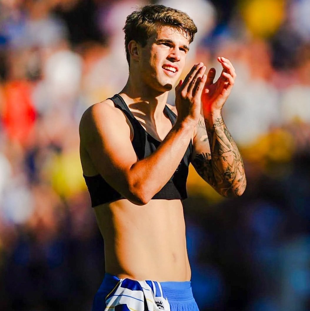 finawyy's tweet photo. @luiscamposFoot https://t.co/2YLehFX96j