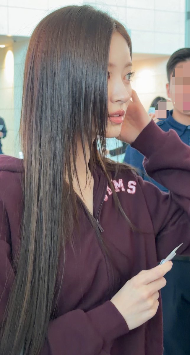 annarated's tweet photo. 안나 미모 좀 봐 ♡ https://t.co/QyWwWRQiTL