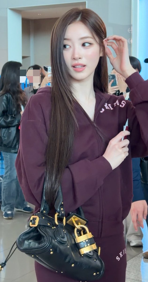 annarated's tweet photo. 안나 미모 좀 봐 ♡ https://t.co/QyWwWRQiTL