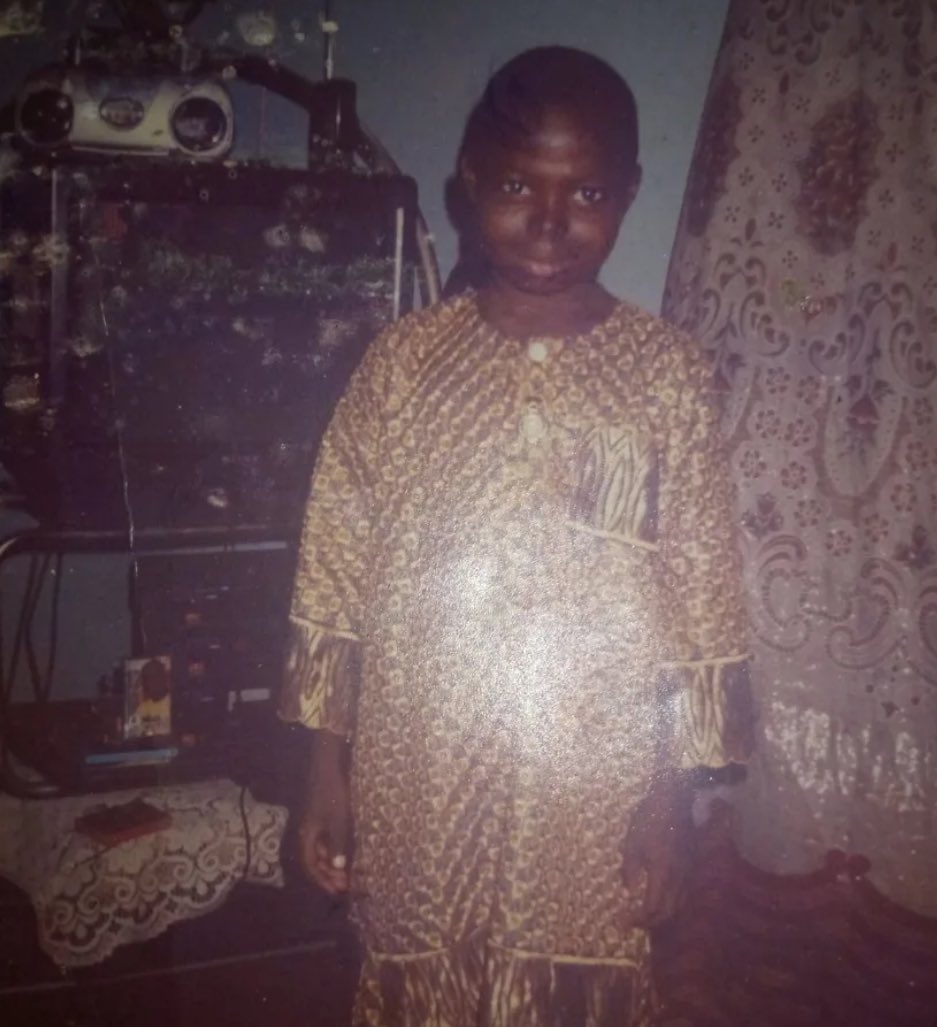 badlikearies's tweet photo. Asake before the fame, if you like give up https://t.co/SXDeKtMmLV