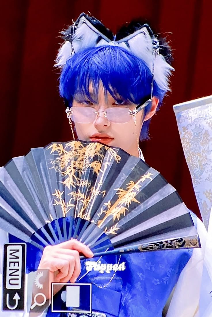 fiddledumplings's tweet photo. this genre of mingi 🪭 https://t.co/ru5wA6qlHQ