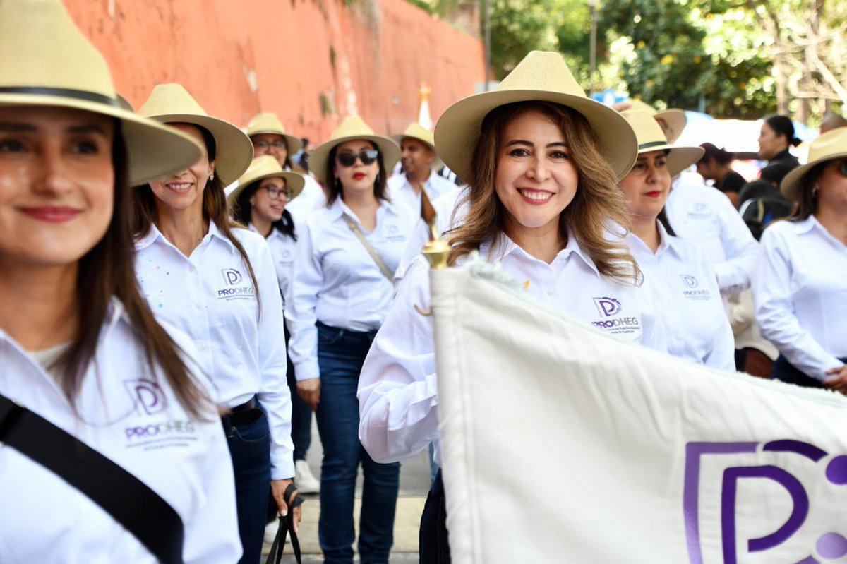 PRODHEG's tweet photo. El equipo de la PRODHEG participó en el desfile conmemorativo por el 216 aniversario de la Toma de la Alhóndiga de Granaditas, uno de los acontecimientos que forman parte del inicio de la lucha por la Independencia de México. https://t.co/qY6ChIu9pC