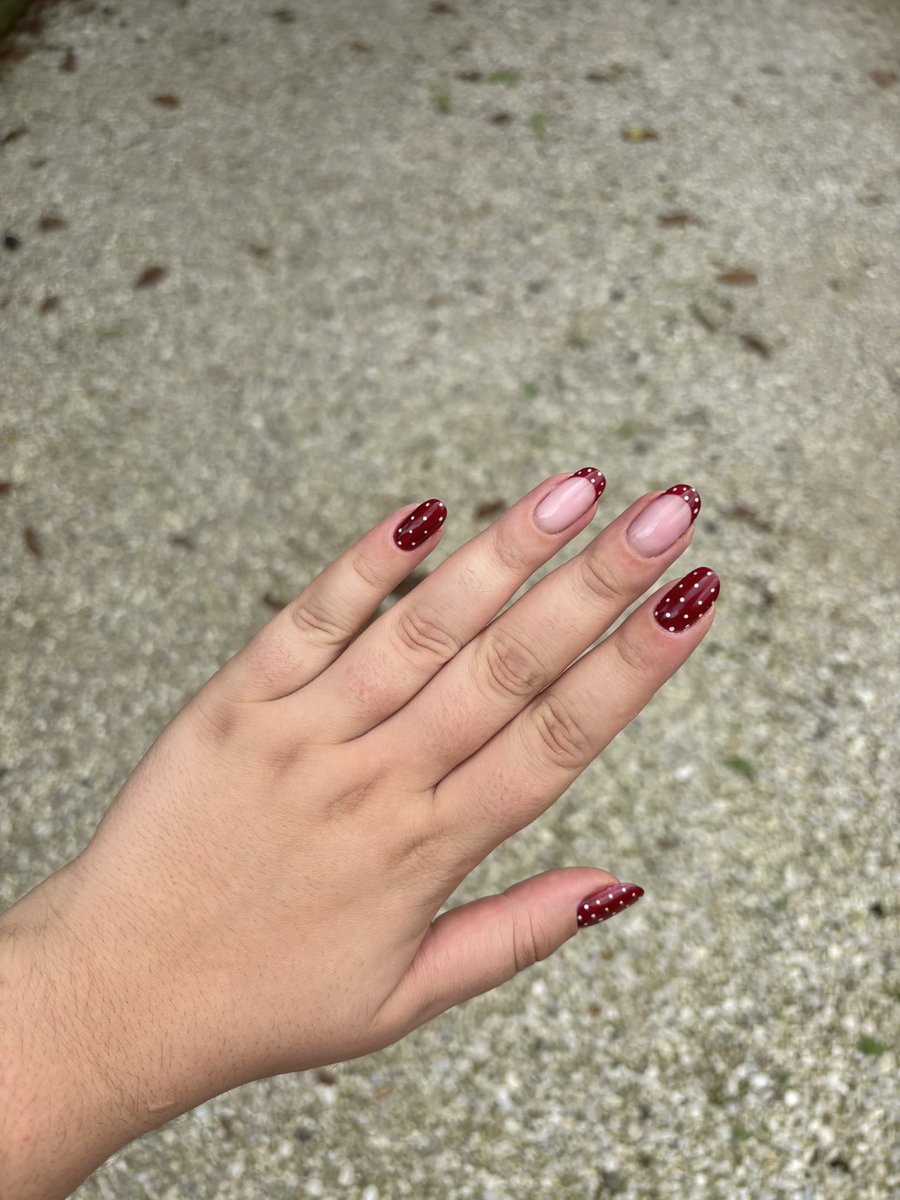 Wtrlylies's tweet photo. Fine estate vs. Inizio autunno https://t.co/9hZXjbPOka
