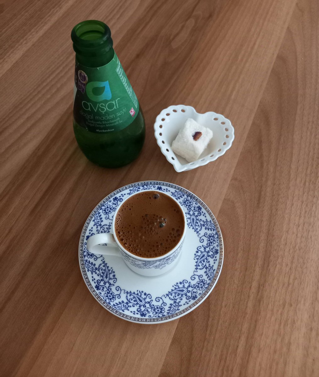 Tebessmrr's tweet photo. En güzeli kahve içmek.
#Türkkahvesi https://t.co/I5MMjd1z9b