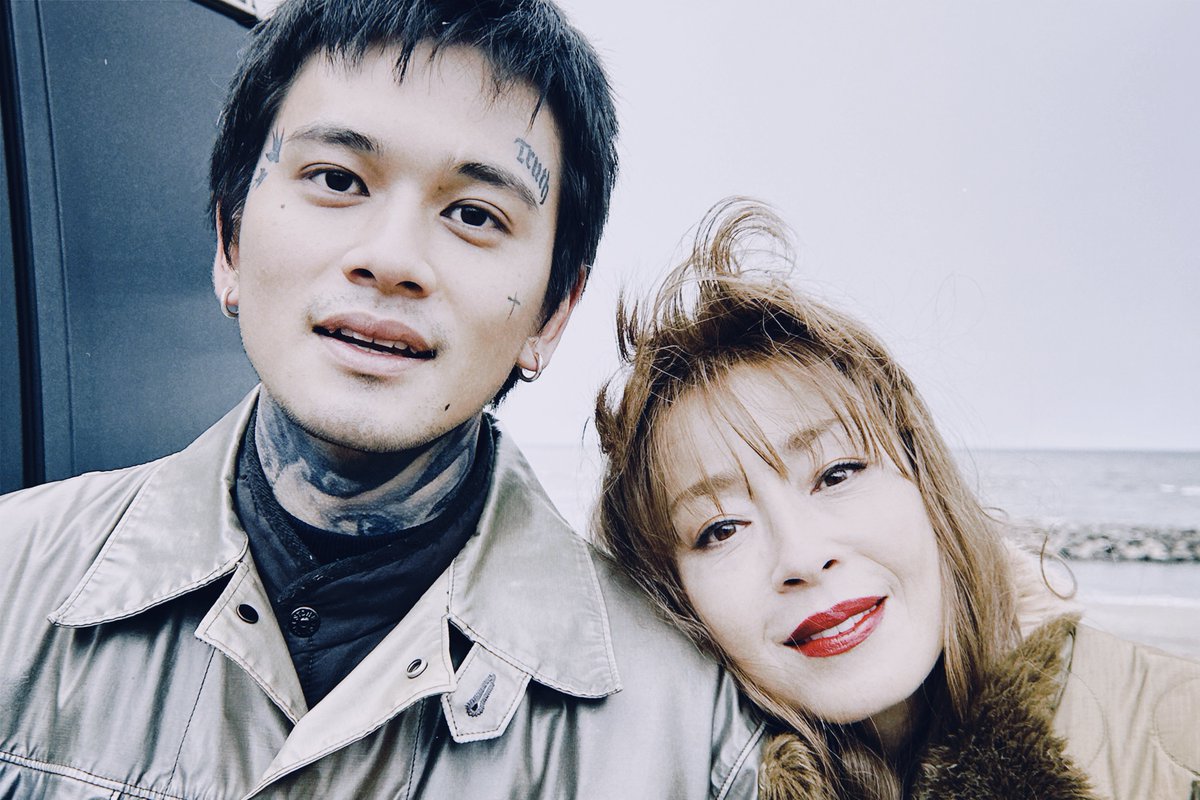 _takuyauchiyama's tweet photo. 映画「しびれ」

大地と亜樹。

フィルムには、
時間が眠る。時間が凝縮される。

全国公開中です。

https://t.co/Ddotk92qhJ

#映画しびれ
#北村匠海
#宮沢りえ https://t.co/y3hgTCtcsp