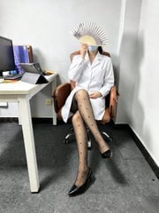 Cha_0066's tweet photo. 白天治愈别人，偶尔也想知道，谁能让我放下医生的从容？ https://t.co/PH6O8glK3Q