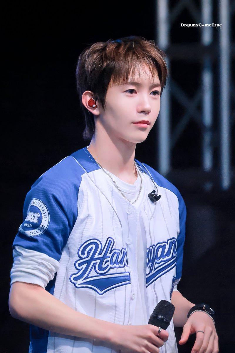 oyresorih's tweet photo. RT @R0804dct: 260930

💙

#료 #RYO #リョウ
#NCTWISH #엔시티위시 https://t.co/HxLlcpjJWA