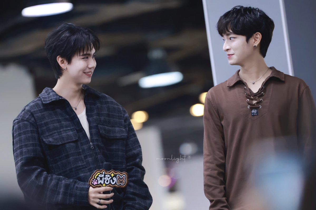 u_r_my_sunset's tweet photo. เค้าว่าสายตาหลอกกันไม่ได้ 😌

MATCH POINT AFTER MATCH

#MatchPointSeriesReunion
#SingChimon #ซิงชิม่อน https://t.co/nI6vrpBKSm