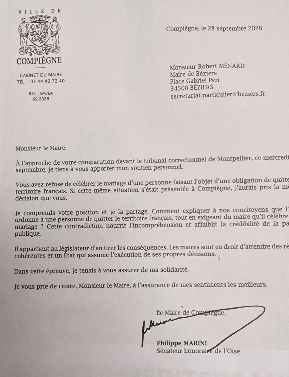 Menard_off's tweet photo. Depuis quelques jours, je n'arrête pas de recevoir des messages...
Merci à tous ceux qui me soutiennent dans l'affaire de l'OQTF ! https://t.co/HGXO3BeRCk
