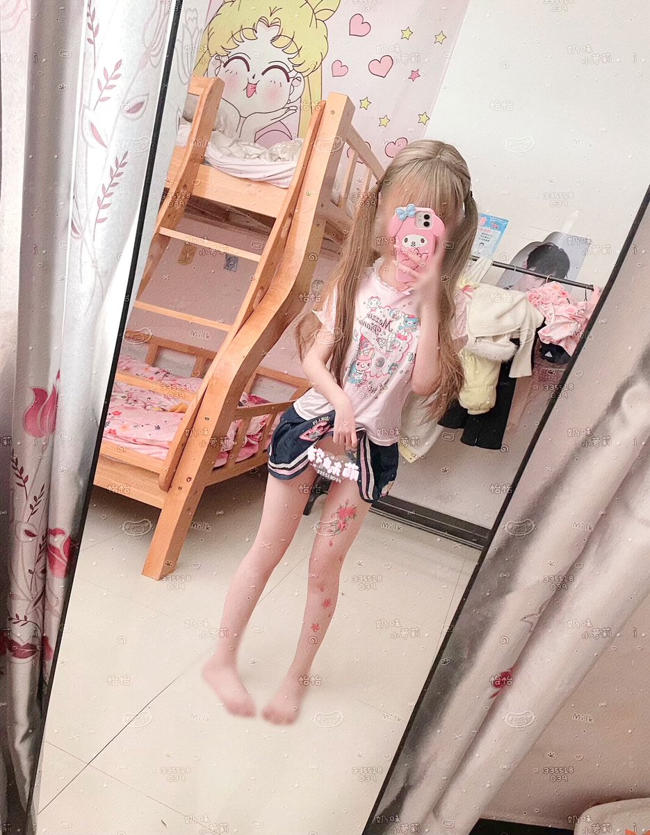 dnj8k's tweet photo. 我好孤独… https://t.co/lwHkzCHGhS