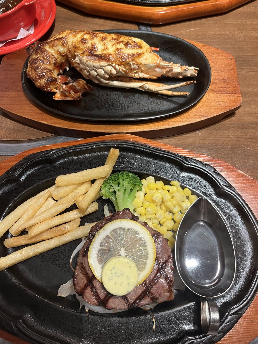 s_k_2900's tweet photo. 今回試合終わってすぐ次決まったから、
暴飲暴食はあまりできませんでした。順にご覧ください。飲酒結構楽しみにしてたけど1週間くらいしか飲めなくてぴえん🥺
続きはリプ欄へ↓ https://t.co/gb7woDNro7