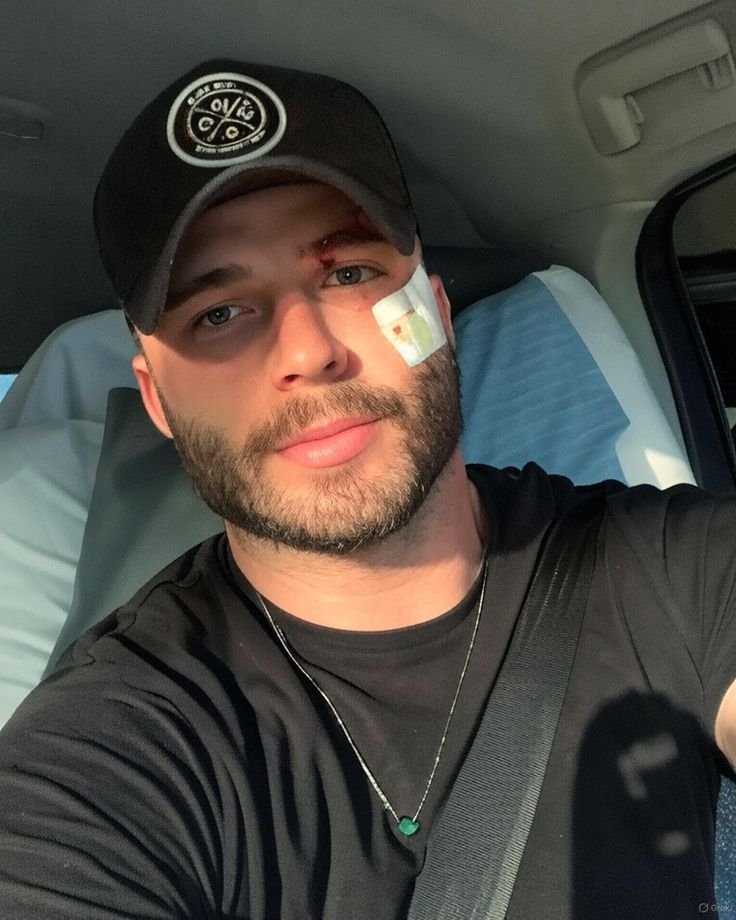 Williams53james's tweet photo. On My Way To Work 😊 https://t.co/DEIgs2Miq0